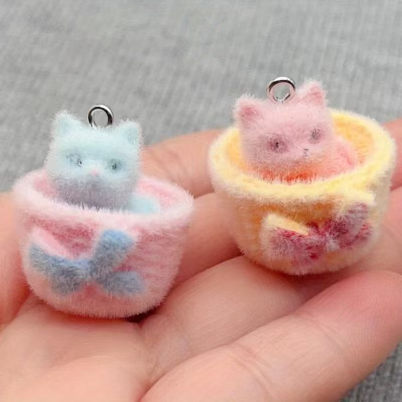 Jewelry Making Birthday Party - 4 buah liontin kucing resin 3D,